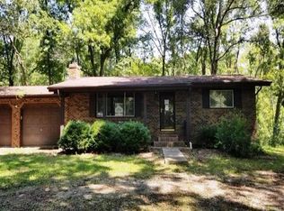 2310 Marine Rd, Highland, IL 62249