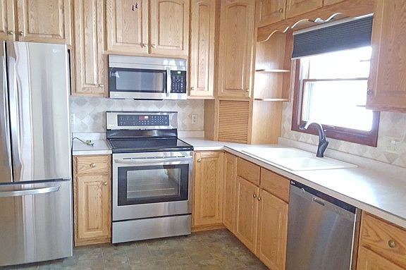 4th image of 706 N Anton Ave