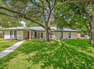 1315 N Magnolia Dr, Stephenville, TX 76401