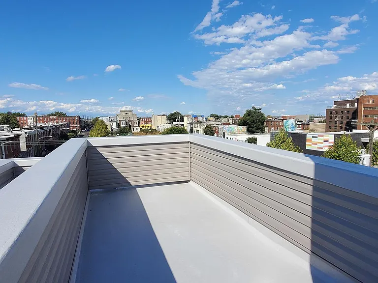 307 W York St #2 — Photo 7
