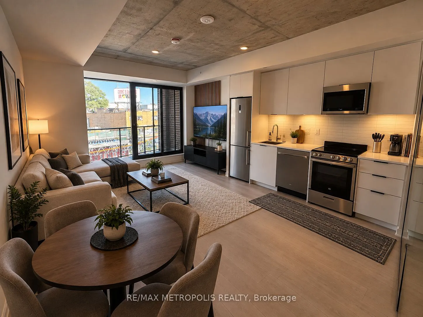 2 bed, $3,100 — Photo 2