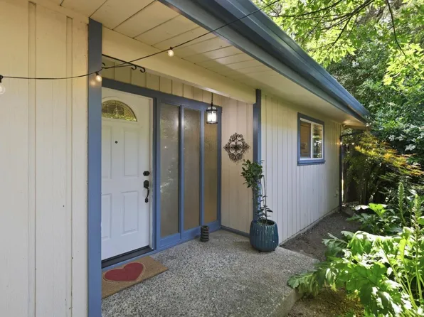 111 Greenview Dr, Boulder Creek, CA 95006