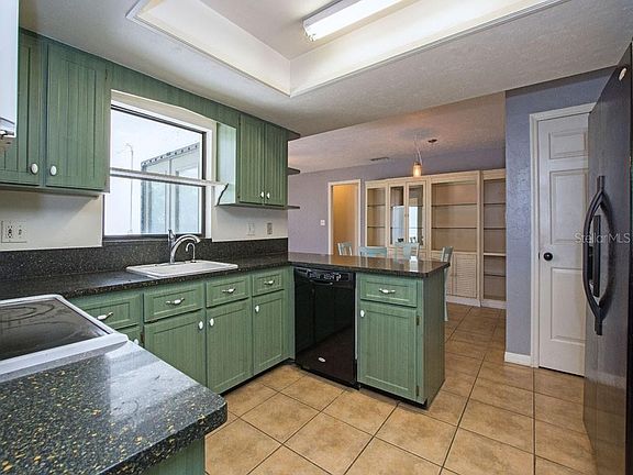 5th image of 4206 Lake Eleanor Dr