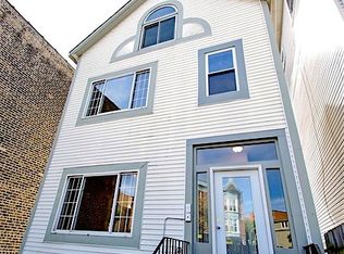 2645 W Armitage Ave, Chicago, IL 60647