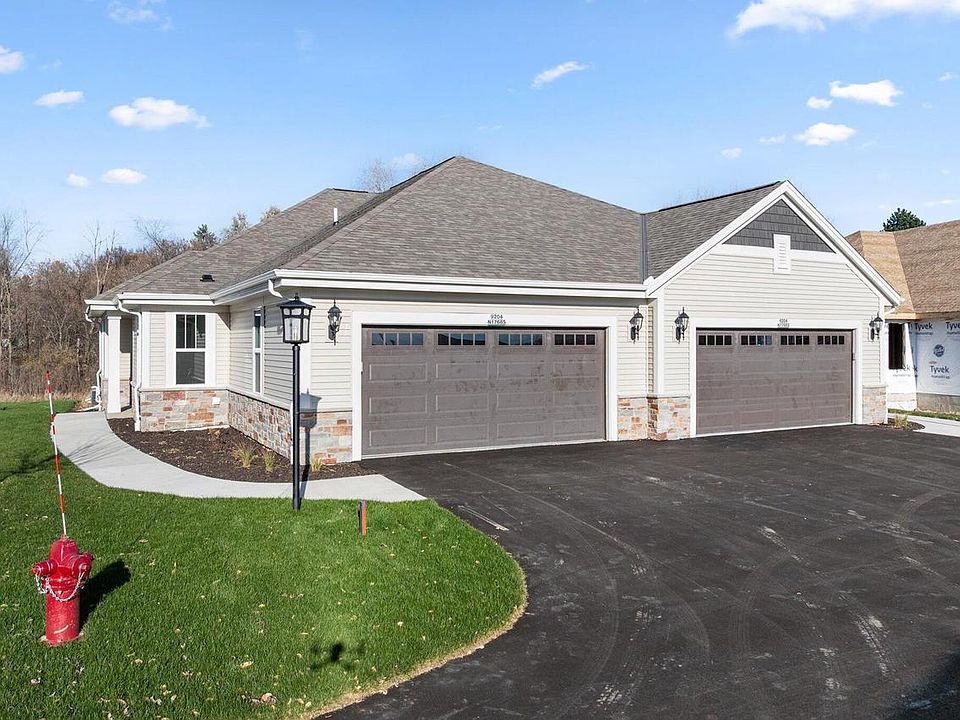 1st image of W204N17685 Laurel PLACE #801