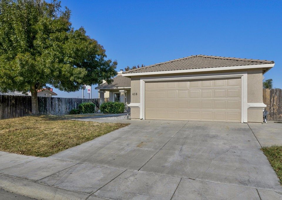 1st image of 418 Cupello Dr