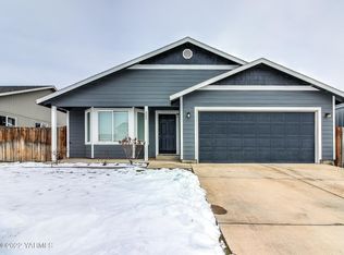 505 Mount Adams St, Moxee, WA 98936