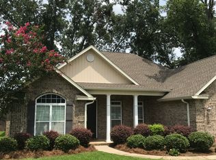 500 Cheshire Dr, Warner Robins, GA 31088