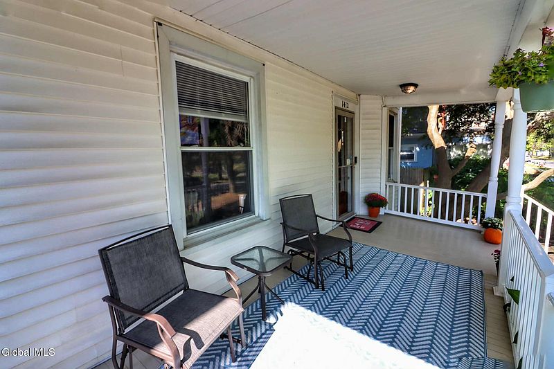 3rd image of 1412 Rugby Road