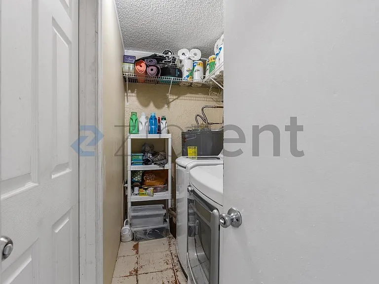 5140 NW 11th Dr — Photo 9