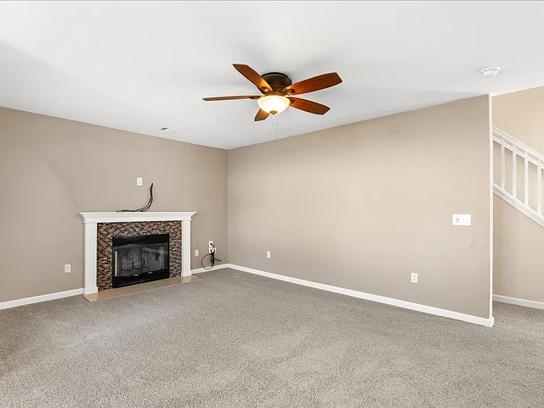1002 Bay Terrace Dr — Photo 10