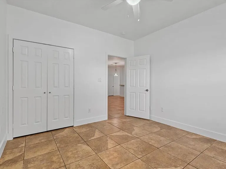 2514 Bennington St — Photo 27