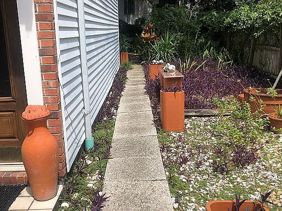 3rd image of 112 S Lauber Way