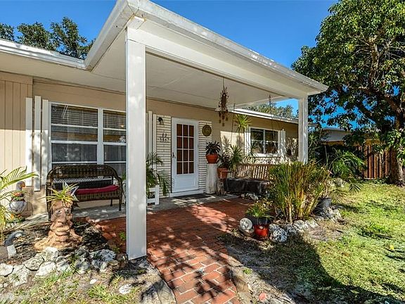 2nd image of 3867 Davis Blvd