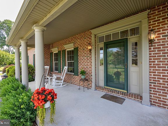 2nd image of 109 Mallard Dr