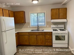 44 Jacob Ln, Woonsocket, RI 02895