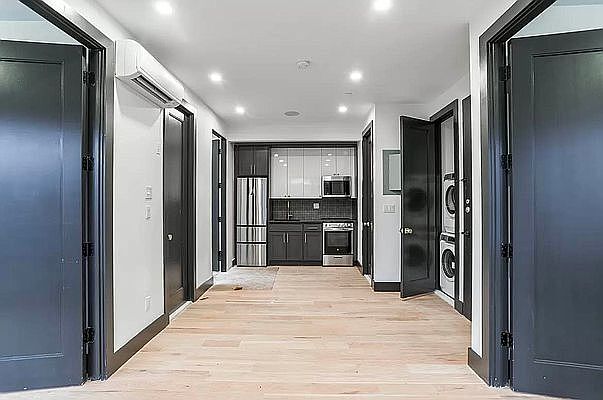 1st image of 118 16th St #2G