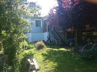 9526 Palatine Ave N, Seattle, WA 98103
