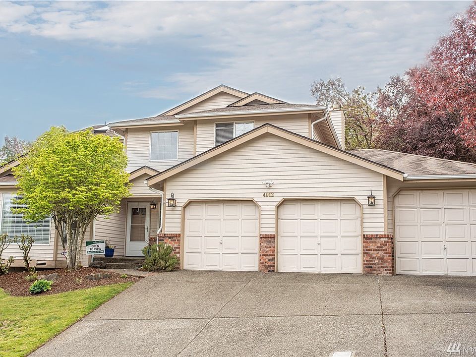 Immaculate home in the summit at Stonebrook!