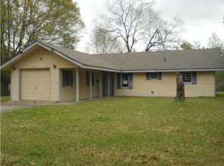 406 Queen Catherine Ln, Jackson, MS 39209