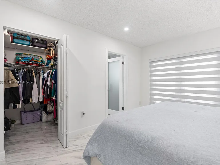 8842 SW 215th Ln — Photo 42