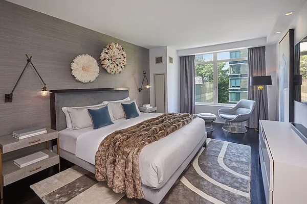 Sold by Douglas Elliman | media 10