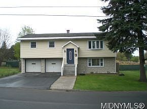 2nd image of 630 Utica Rd