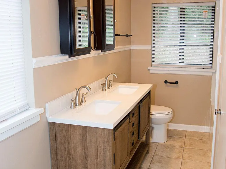 1223 Greenbrier Rd #1/2 — Photo 35