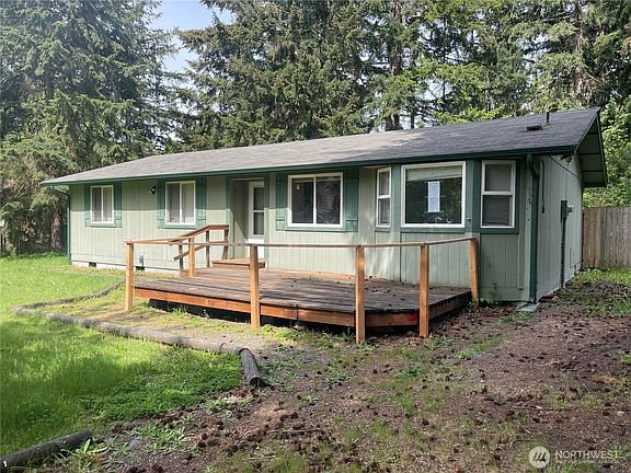 2nd image of 17827 Upland Drive SE