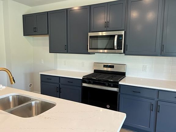 4th image of 353 Dearborn Sta Lot 306