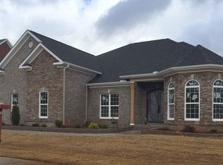 130 Misty River Ln, Huntsville, AL 35824