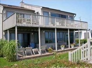 54 Ocean Spray Ave, Narragansett, RI 02882