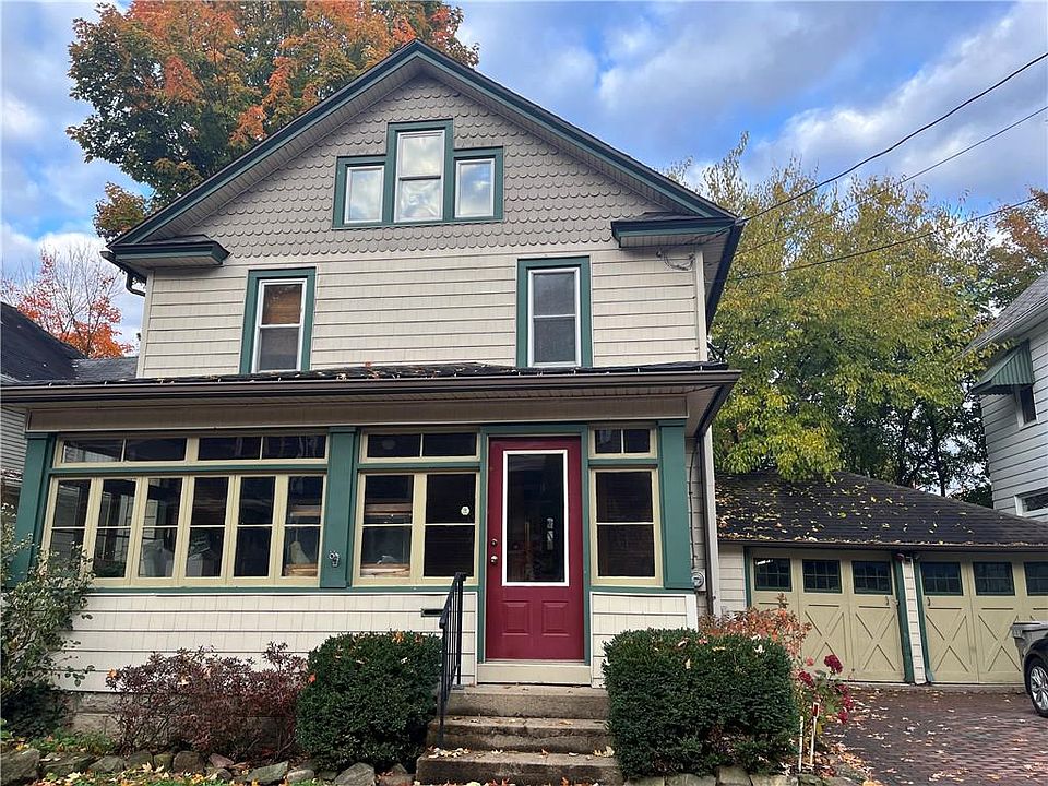 1st image of 986 Catherine St