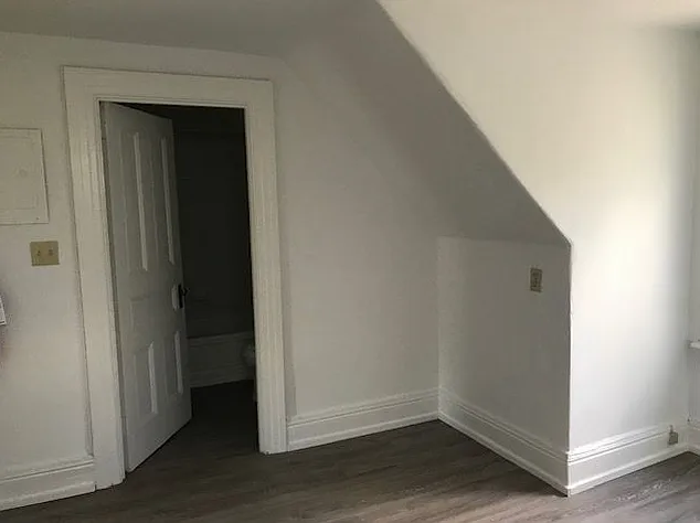 302 Frontenac St — Photo 2