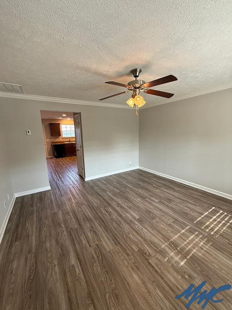 2 bed, 2.5 bath, 1170 sqft, $1,450 — Photo 3