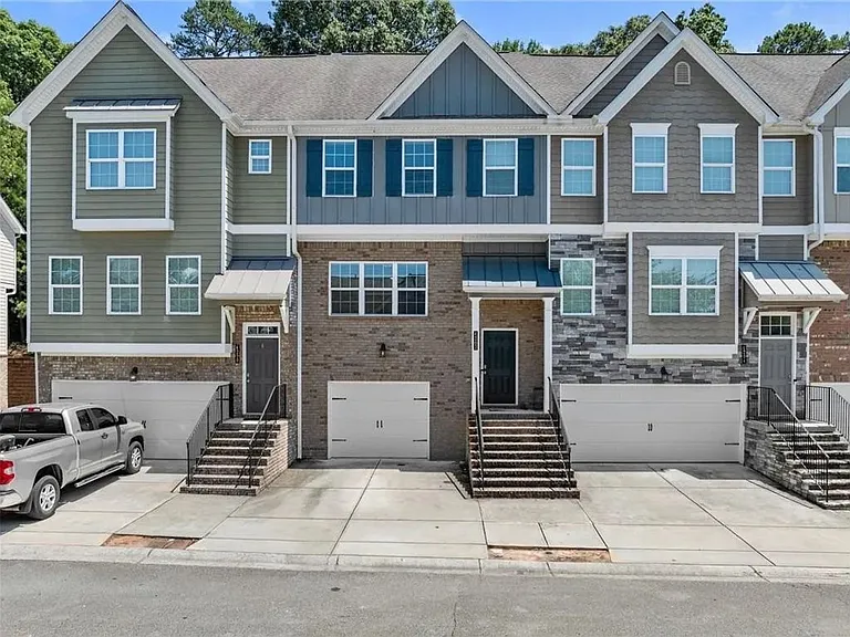 4202 Chatham Ridge Dr — Photo 36