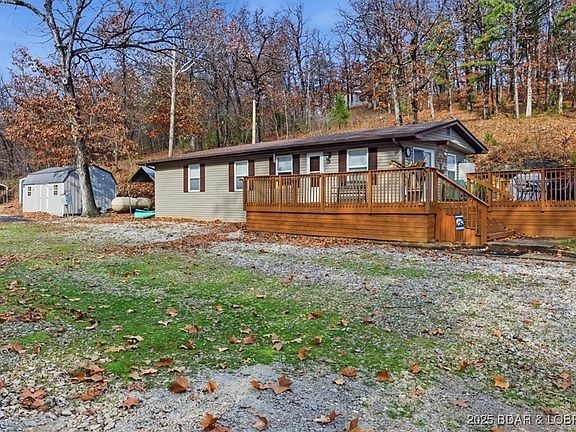 3rd image of 5201 Dempsey Dr