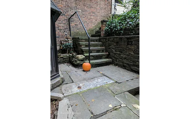 Sold by Douglas Elliman | media 9