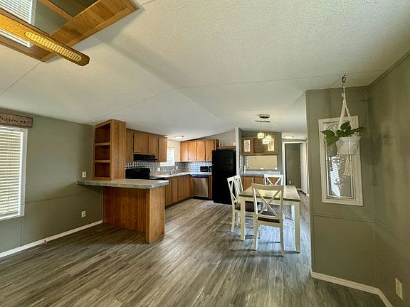 5th image of 1123 Walt Williams Rd #191