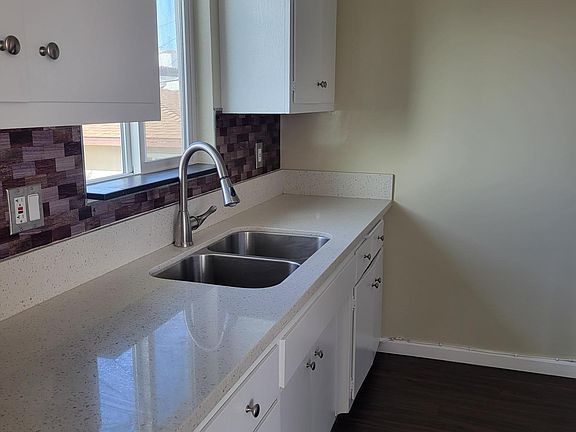 5th image of 2100 Hermosa Ave APT 8