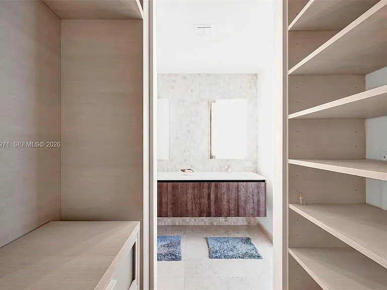 88 SW 7th St #2106 — Photo 28