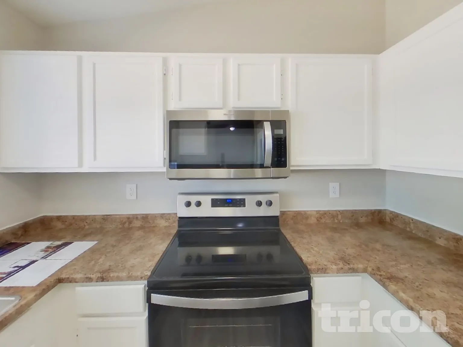 4432 N 86th Drive Phoenix AZ — Photo 4