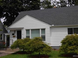 244 Adams Ct, Ferndale, MI 48220