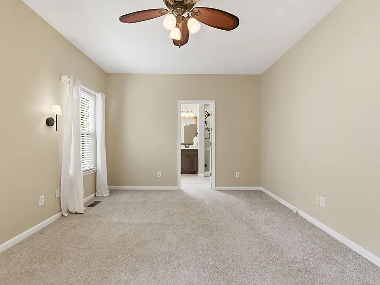 3208 Calder Ct — Photo 13
