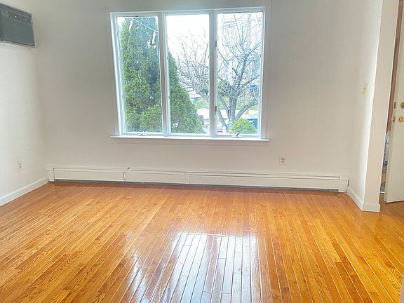 3rd image of 248 Hornblower Ave Floor 1