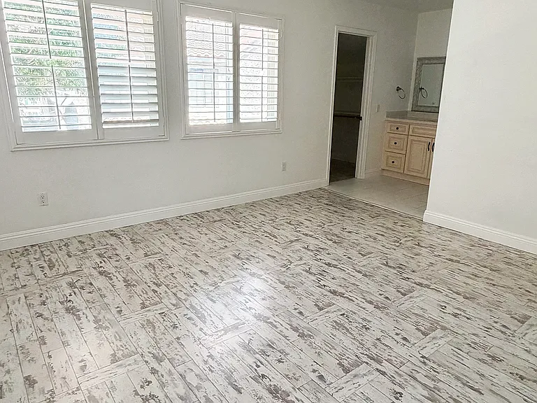 8167 Vineyard Ave #117 — Photo 12