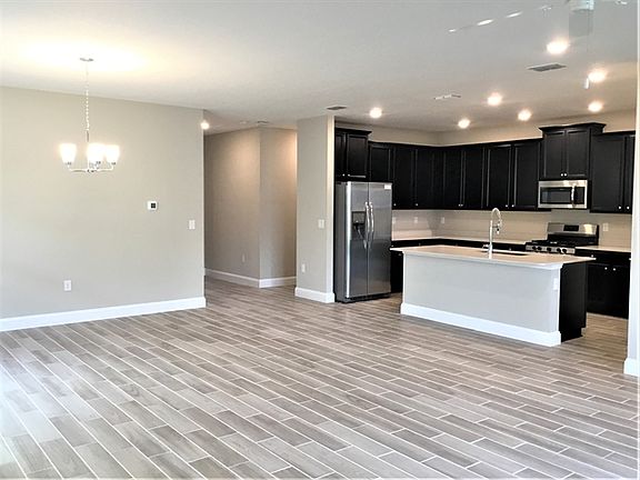 2nd image of 44 Cobalt Ln