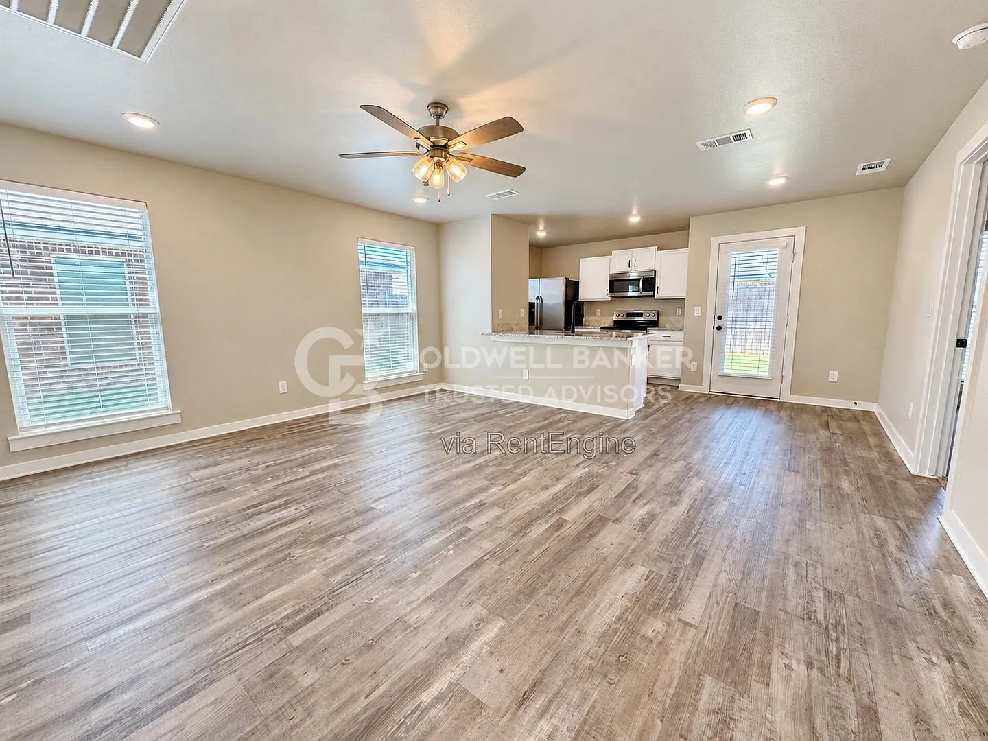 2 bed, 2.0 bath, 1006 sqft, $1,475 — Photo 3