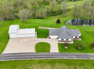 3386 64th St, Palo, IA 52324