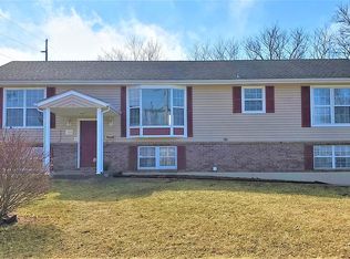 103 Hardy St, Knob Noster, MO 65336